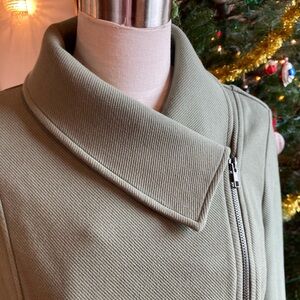 Banana Republic Moto Jacket M Cotton Blend Green Zip Versatile Chic